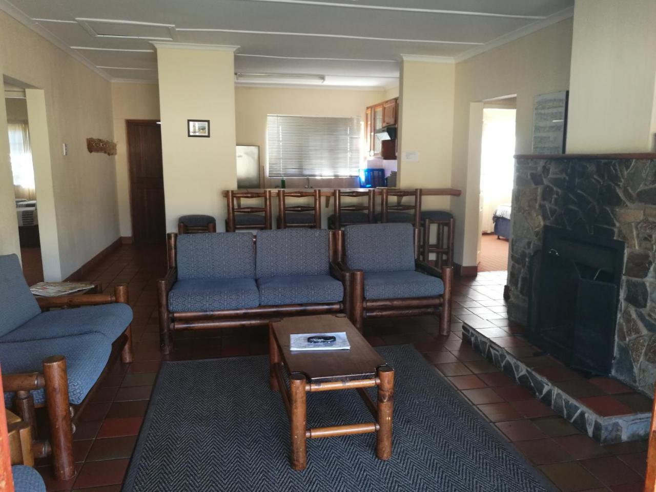 Wits End Mountain Resort Champagne Valley Exterior foto